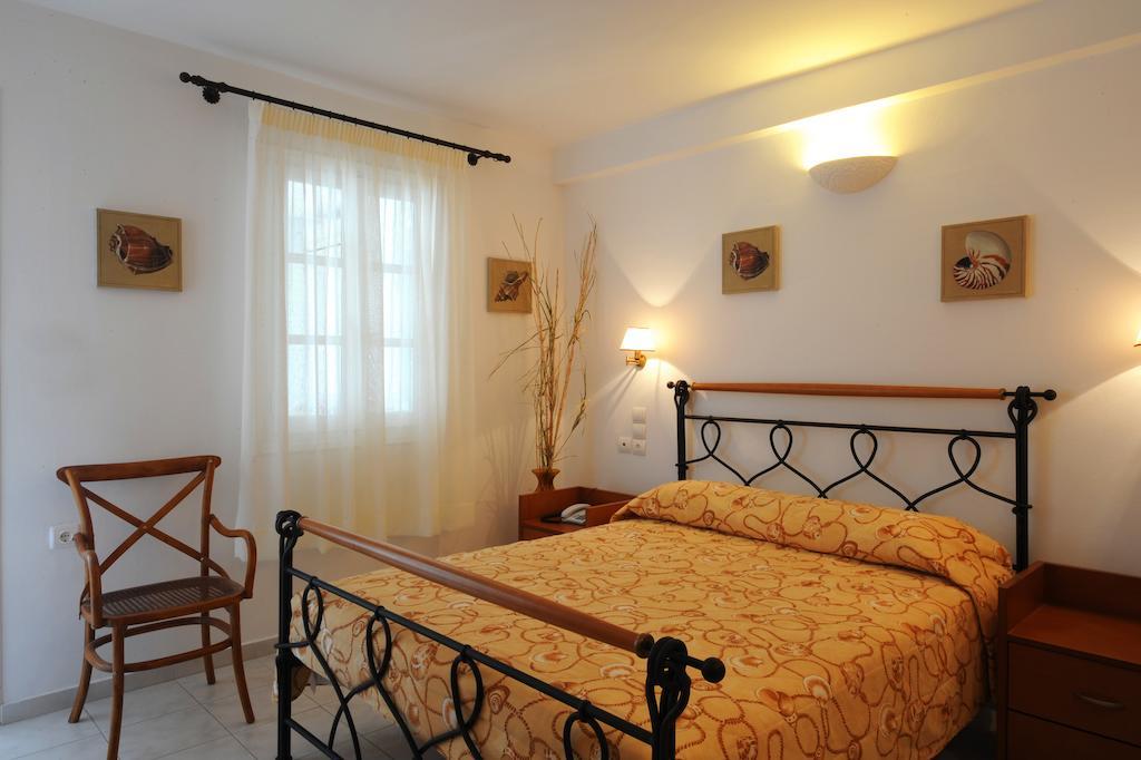 Vardia Bay Studios Καραβοστάσι Δωμάτιο φωτογραφία